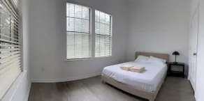 House is mins to Silo, Downtown, Zoo, Baylor! - Image 5