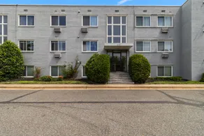 Quiet & Cozy 2BR Condo Just Minutes from DC - Image 5