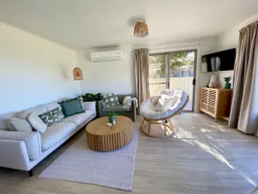 Sunflower Cottage - Lake View - Image 3