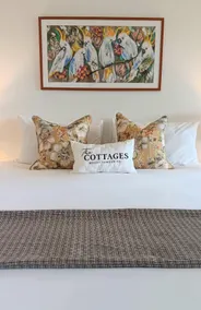 Cassowary Luxury Cottage - Image 3