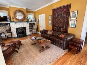 Midtown Central Gardens Bungalow - Image 4