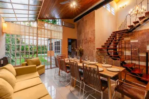 Luxurious Cottage with Pool and Grill Terrace - Image 3
