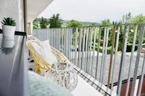 ★NEW★ Modern apartment | close to the city | parking space - Image 3