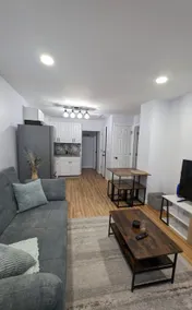 Newly Renovated Cozy Stay - Image 3