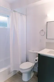 Newly Builded Studio Seattle 440B - Image 3