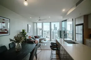 Lux 37th floor 2br 2bath, Infinity pool, Gym, Wifi - Image 4