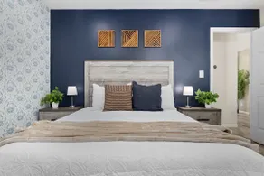 Location! | Walkable to Everything | BIG 1BR | W/D - Image 2