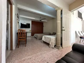 Centrical apartment #3 a few blocks from the beach - Image 3