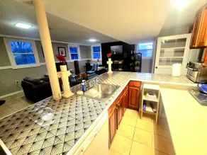 Style and Smiles- 2BR Near MGM & National Harbor - Image 2