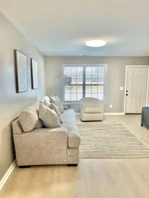 Apartment F on Glendale - Image 5