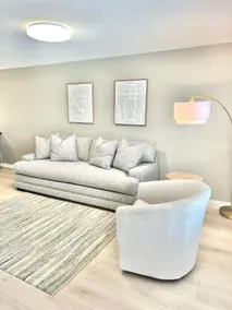 Apartment F on Glendale - Image 4