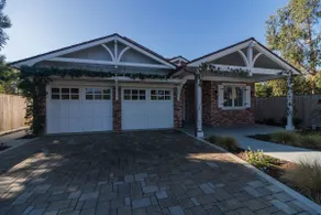 Oceanfront Home, next to beach, heated pool & spa - Image 4