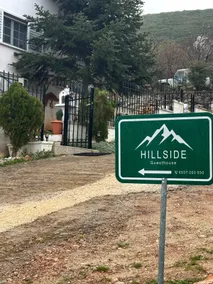 Hillside Guesthouse - Image 4