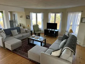 Beachside Living • Spacious Home • Walk to Shore - Image 2