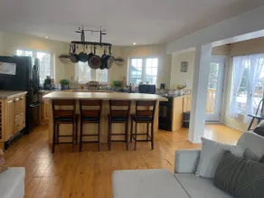 Beachside Living • Spacious Home • Walk to Shore - Image 4