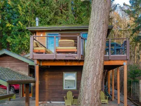 Treehouse with Bay Views & Beach Access - Image 2