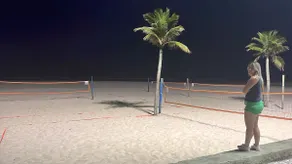 View of the sea. Foot in the sand. Praia Grande - Image 2