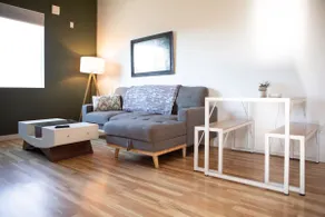 Cozy Eugene Apt. Convenient w/ AC + Parking - Image 2