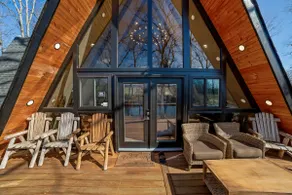3 levels *Luxury A-Frame Cabin, Lake View/ HOT TUB - Image 2