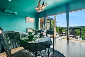 Romantic Couples Cabin with Private Hot Tub - Image 4