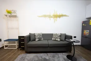 Petunia Apartment - Image 2