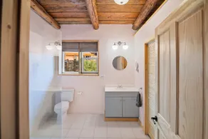 Willow Street Cottages, Studio 2 - Image 5