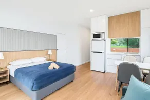 Deluxe Quad Suite - Image 2