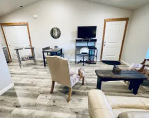 Grandview Suites - Image 3