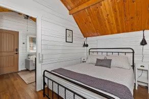 Riversong Retreats - Image 2