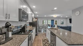 Family Home, Legoland, Group-Friendly, 8 Beds - Image 5