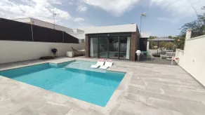 Villa with a beautiful pool near Sitges - Image 3