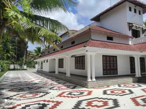 Valayil James & Manju's house - Image 3