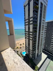 High-end beachfront apartment with sea view - Image 2