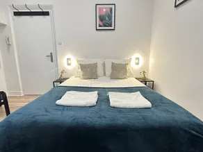 Private studio + unlimited coffee + friendly space - Image 2