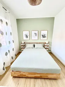 Lovely and Bright Studio Apartment - Image 4