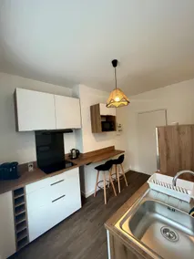 Small 2-room, 4 Z'horloges district - Image 5