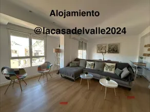 The Valley House - Image 4