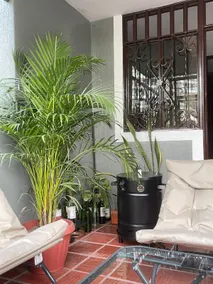 Modern apartment near the airport - Image 3