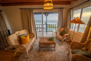 Casa Tiki - Tropical Beachfront Chilluxe - Image 4