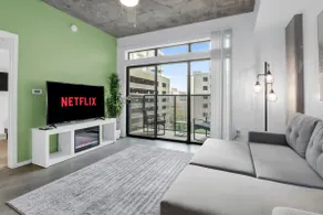 Free Garage Parking|Centric 1BR |In HEART of DTPHX - Image 4