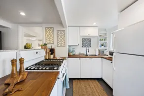 Fully Remodeled 1BD/1BA+Golf Cart+AC! - Image 5
