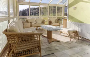 Large vacation home in Oberwoelz - Image 2