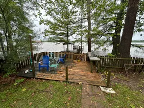 Cabin on the Lake - Image 3