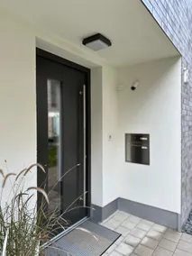 Stylish oasis: Quiet city house - Image 2