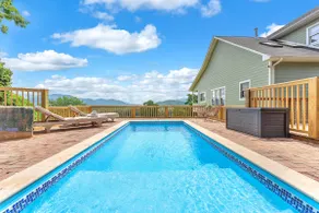 Asheville 7/4 Mansion, Views, Pool, Spa, Gameroom - Image 4