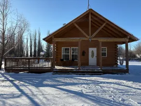 Dropmore Lofthouse (West cabin) - Image 3