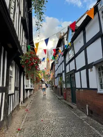 Beautiful mews cottage. Ledbury town centre. - Image 5