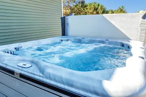 The Goat House Waterfront Hottub 3 Acres - Image 4