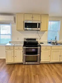 House in Shenandoah heights - Image 4