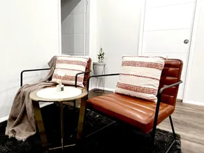 Newly Built Stylish GuestHouse in Sydney - Image 2